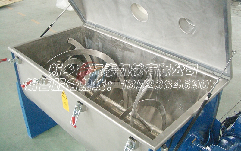 鋰電池材料臥式螺帶混合機(jī)關(guān)鍵技術(shù)與行業(yè)應(yīng)用